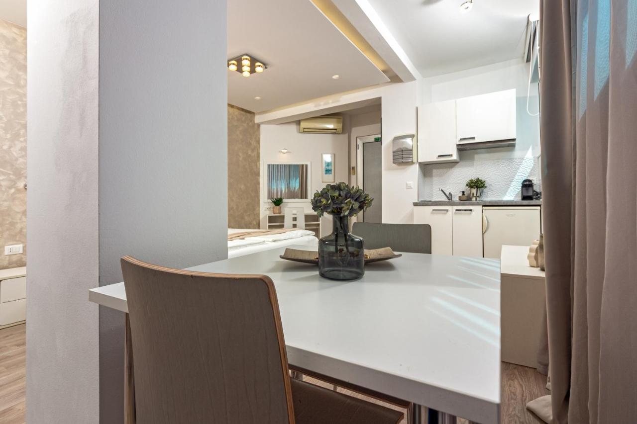 سبليت Apartments Lovret Flowers المظهر الخارجي الصورة