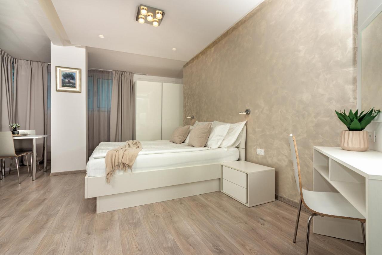 سبليت Apartments Lovret Flowers المظهر الخارجي الصورة