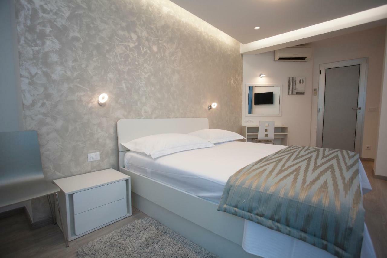 سبليت Apartments Lovret Flowers المظهر الخارجي الصورة