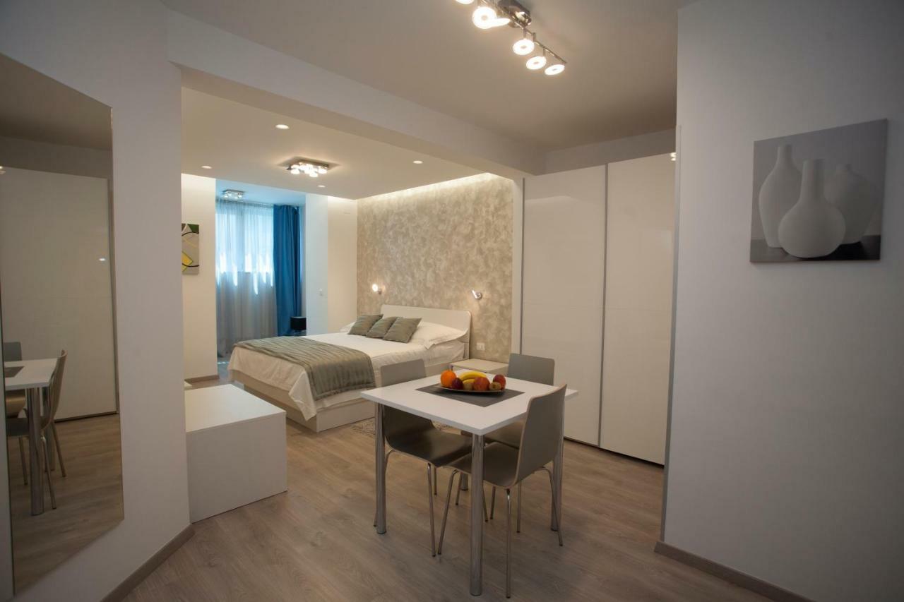 سبليت Apartments Lovret Flowers المظهر الخارجي الصورة